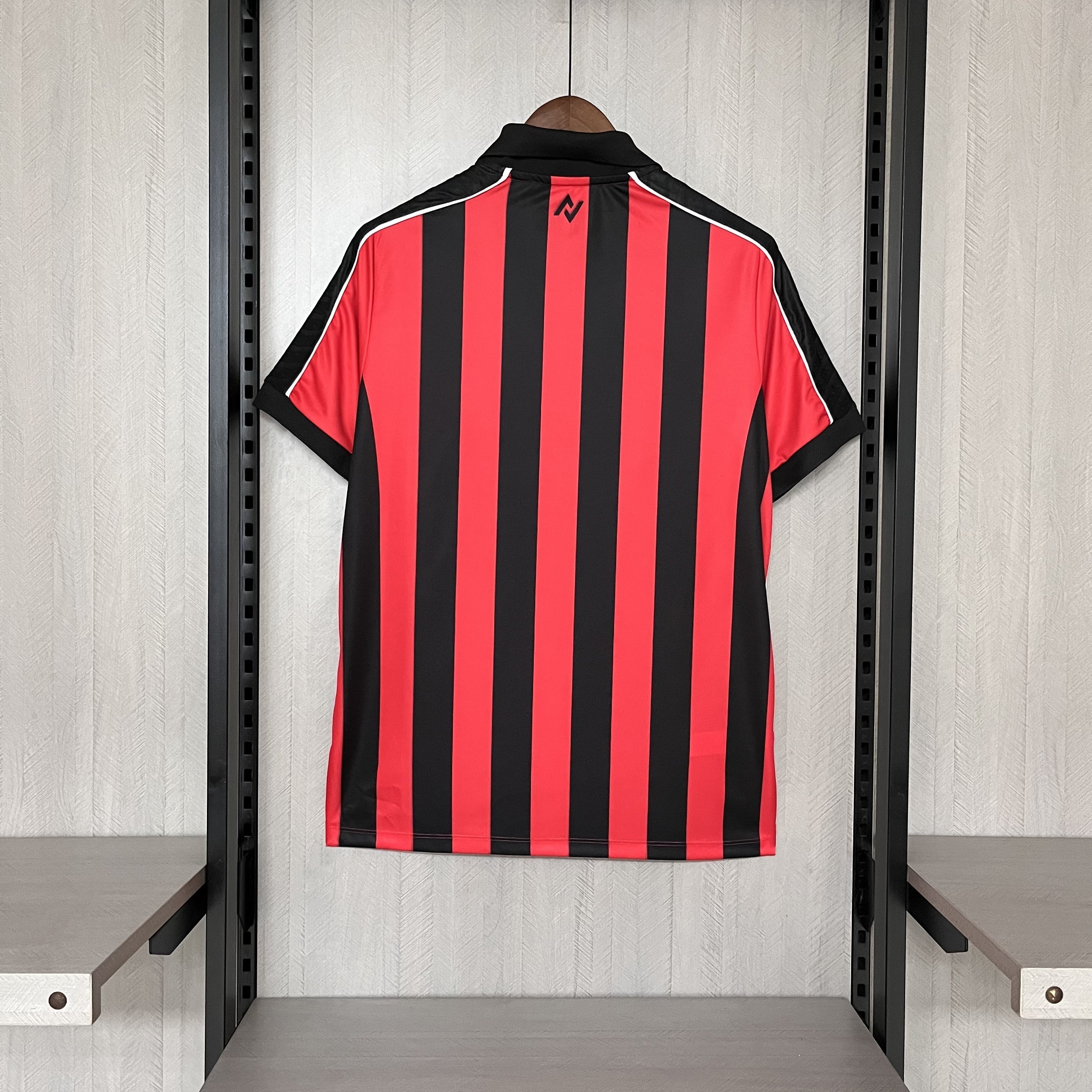 Camisa Vitória Titular 25/26 - Vermelha e Preta