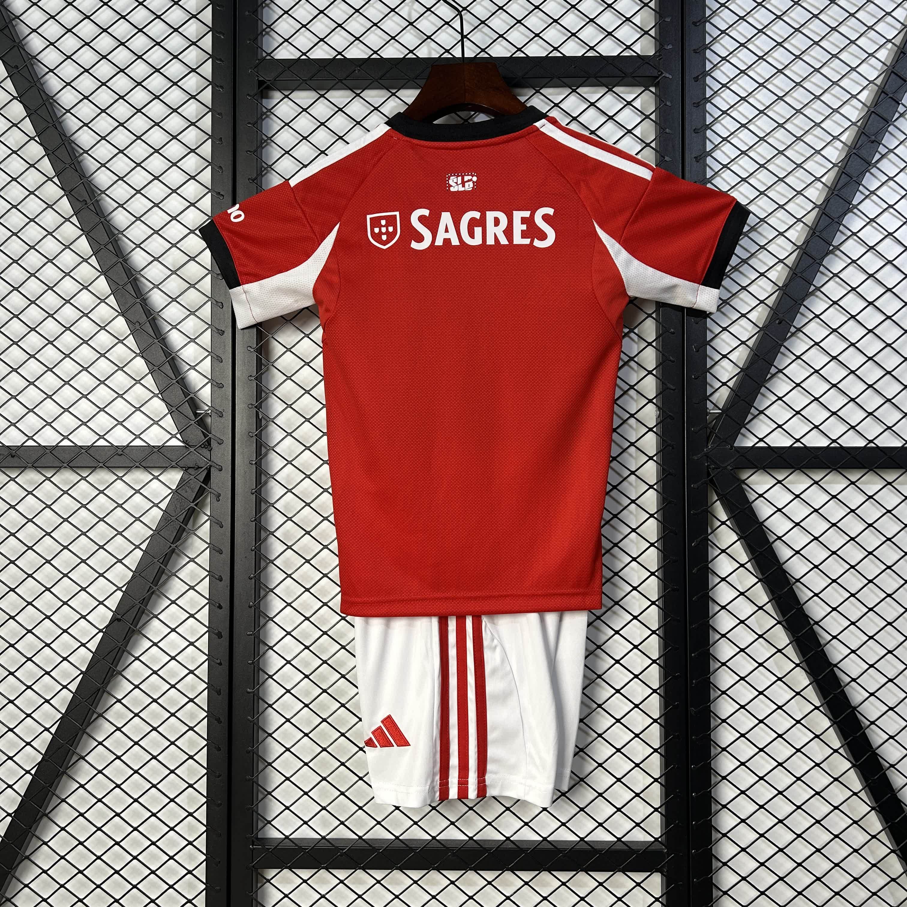 Conjunto Benfica Home 25/26