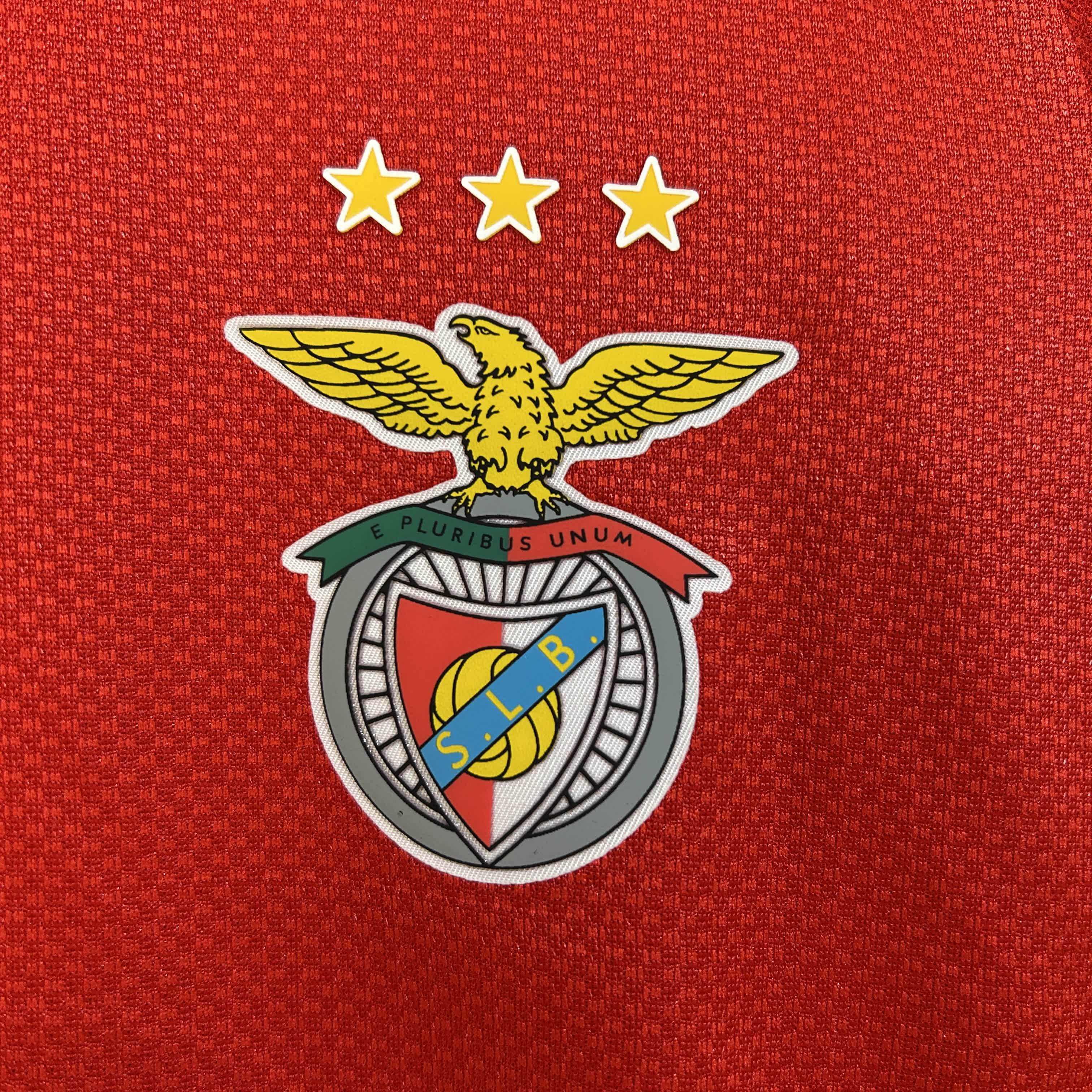 Conjunto Benfica Home 25/26