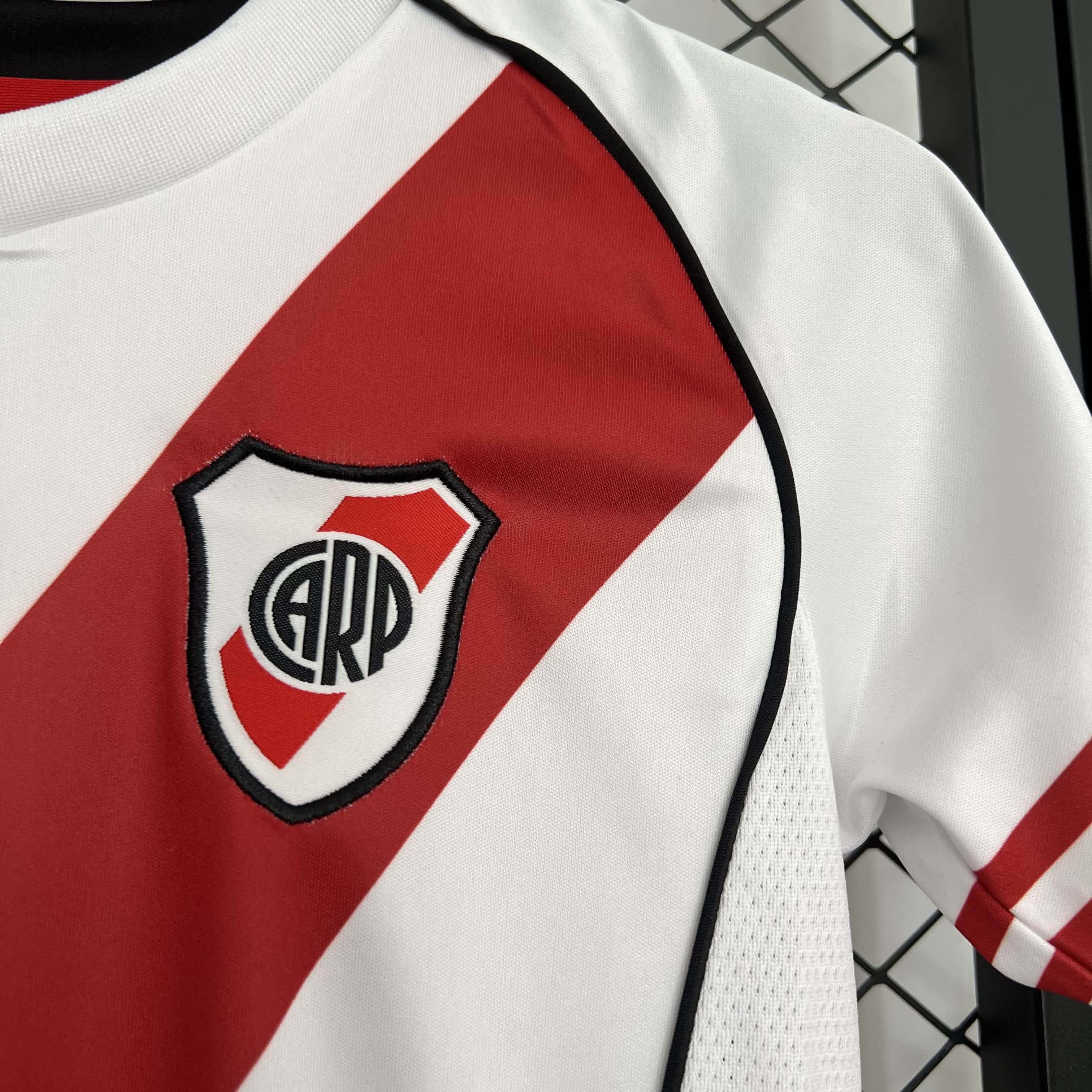 Conjunto Arsenal Home 25/26