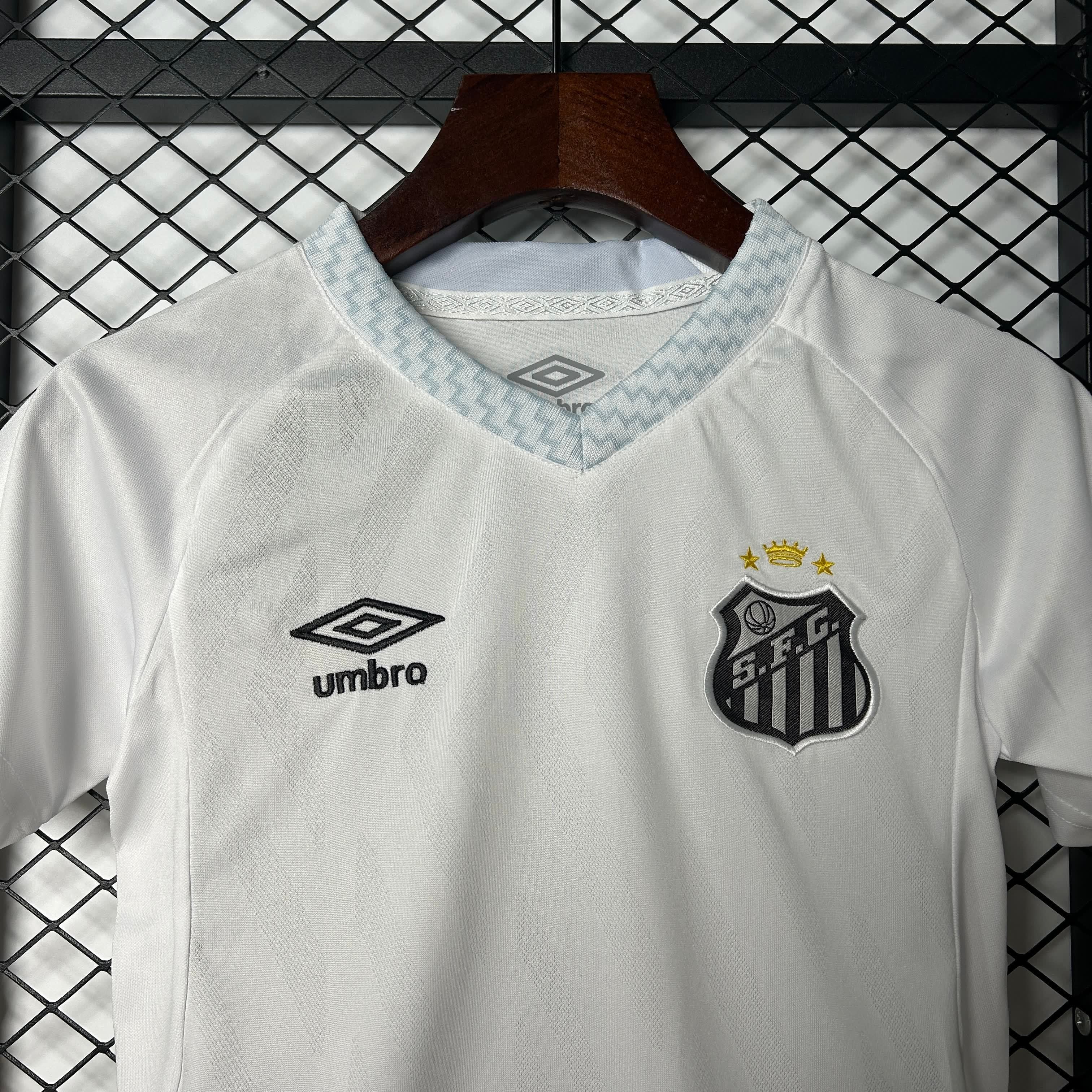 Conjunto Santos Home 25/26