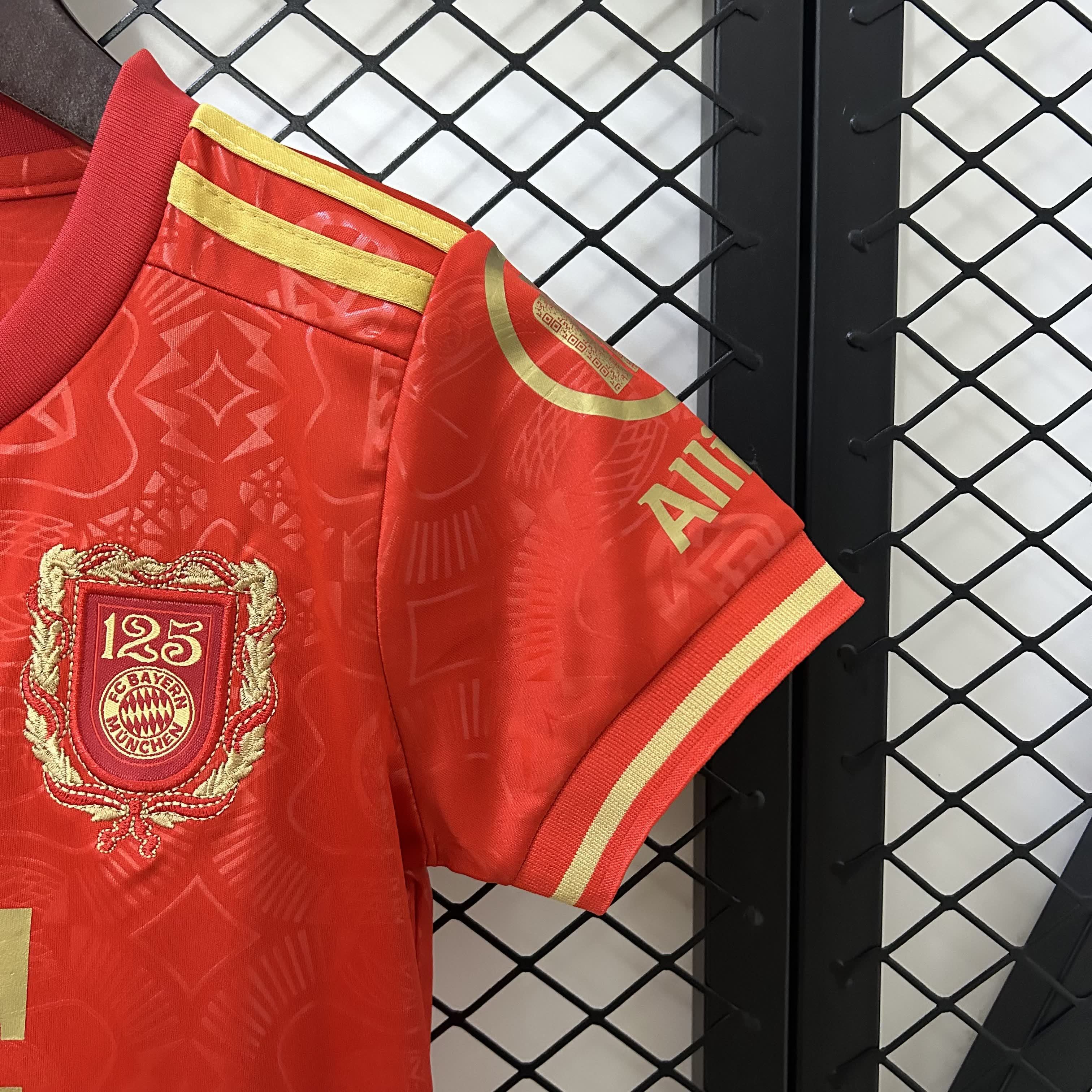 Conjunto Bayer 125 anos 25/26