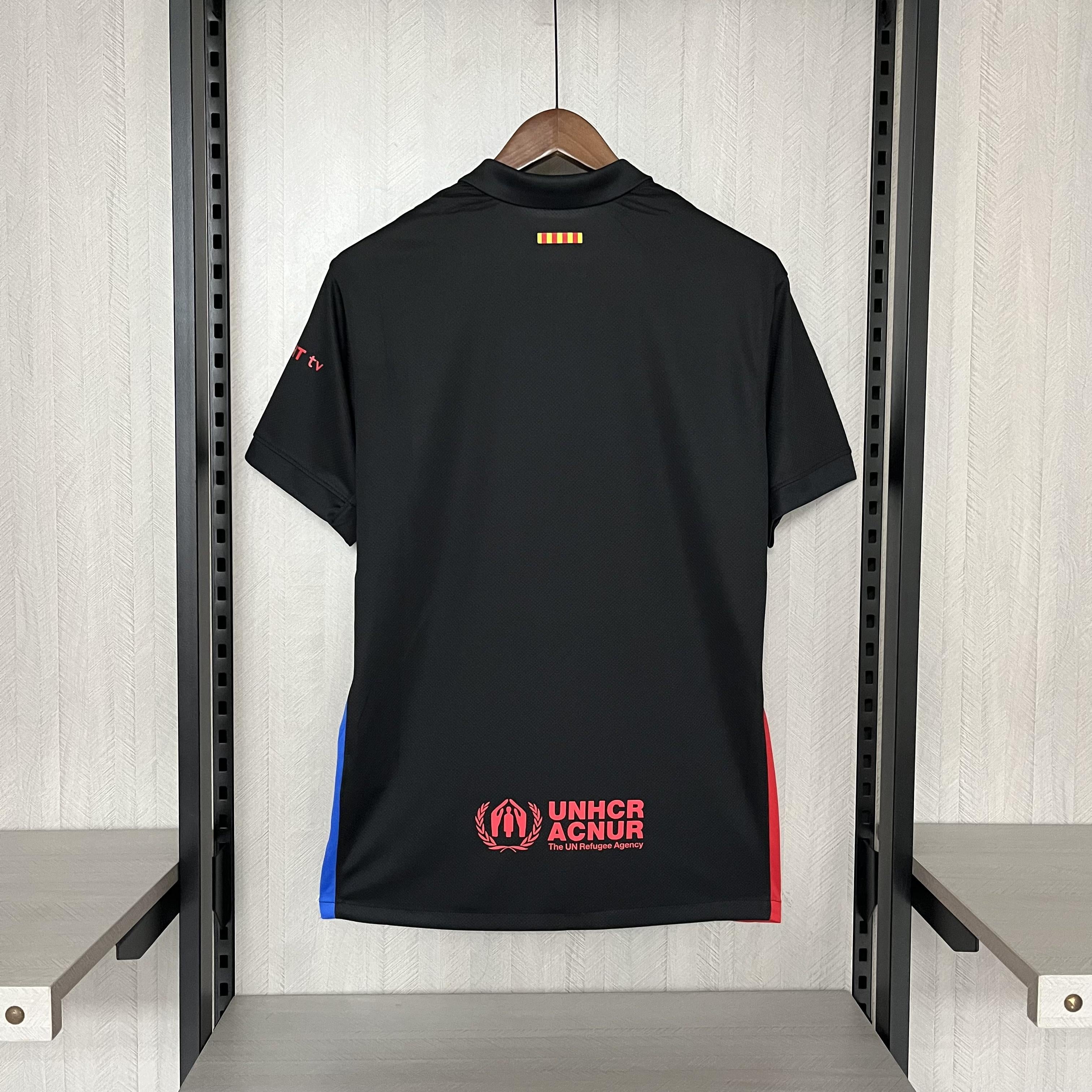 Camisa Barcelona Titular 24/25 - Versão Torcedor Preta Spotify