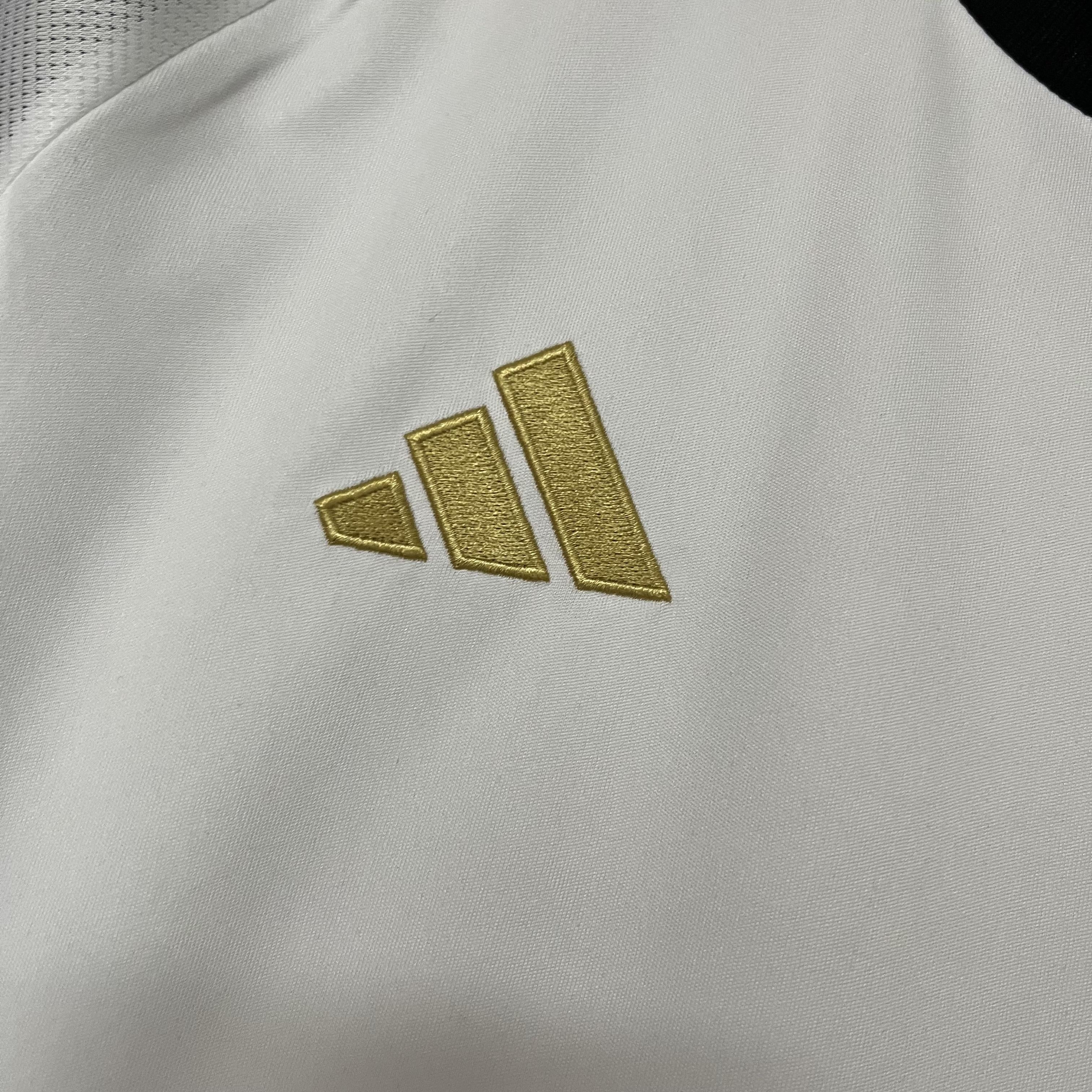 Camisa Atlético Mineiro Fora 25/26 - Versão Feminina Baby Look