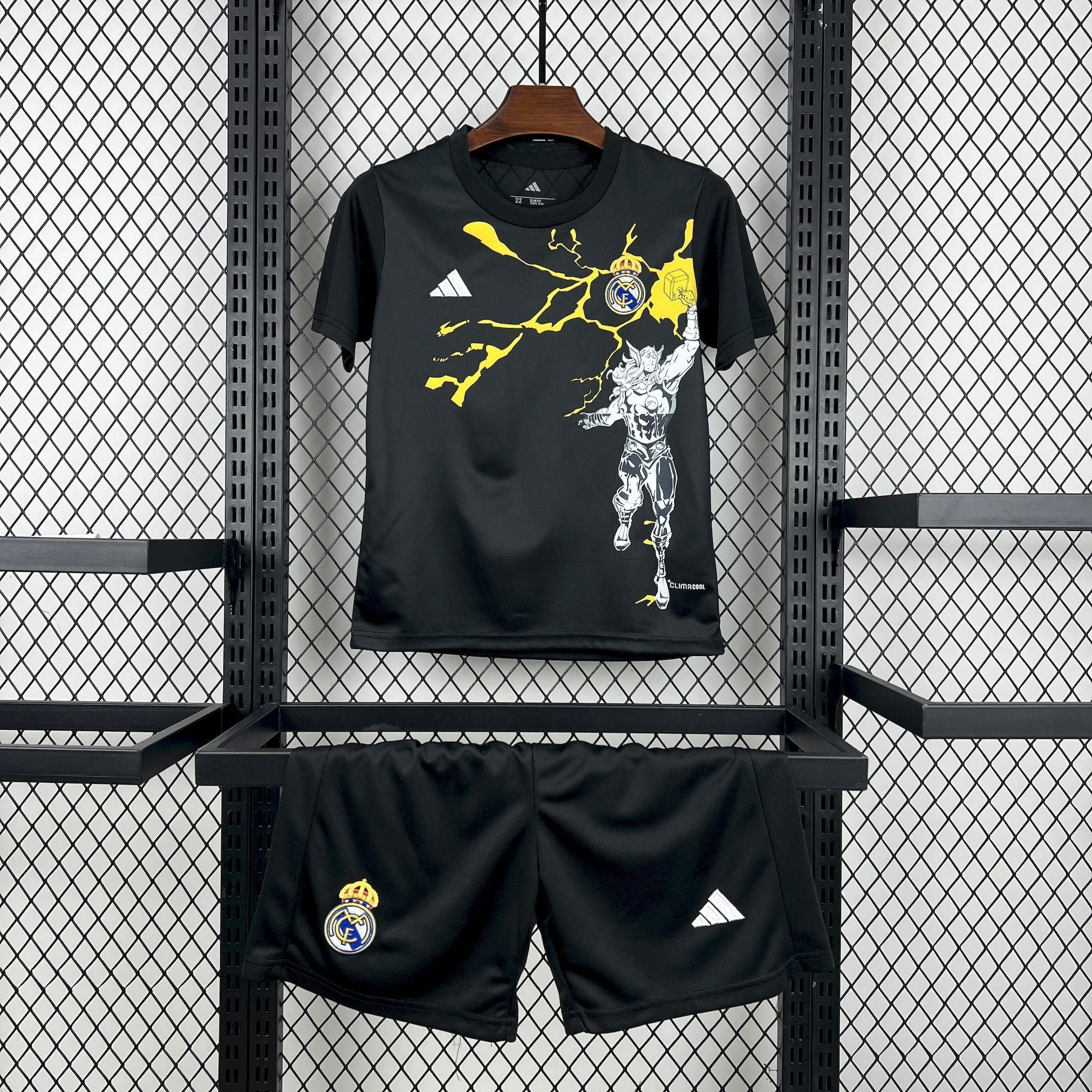 Conjunto Infantil Real Madrid 26/27 - Preto