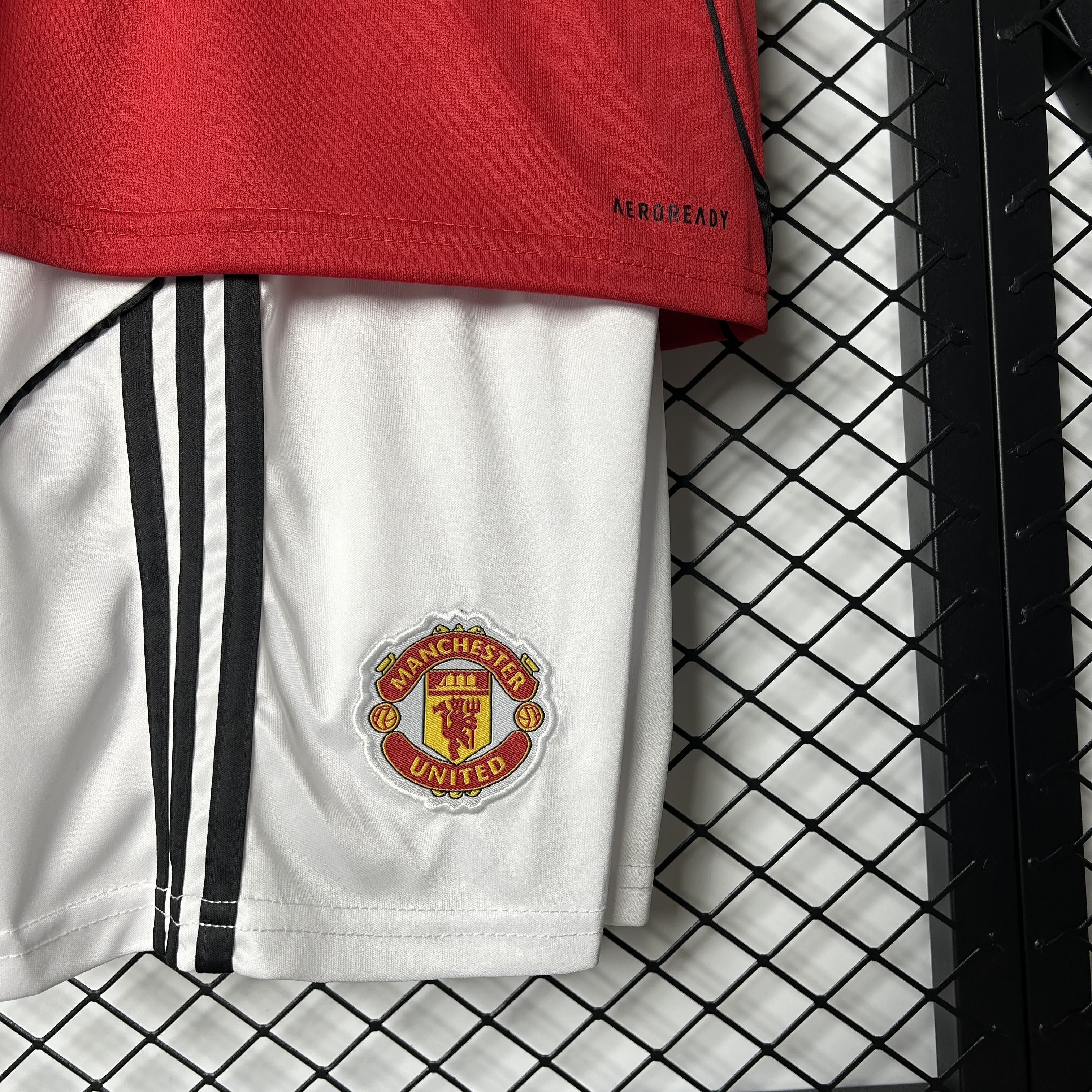 Conjunto Manchester United Home 25/26